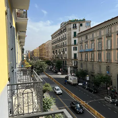 Sole Luxury 4* Νάπολη