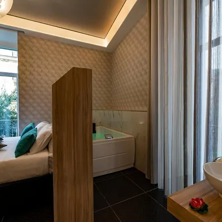 Oda ve Kahvaltı Sole Luxury Napoli