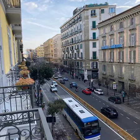 Sole Luxury Oda ve Kahvaltı 4*