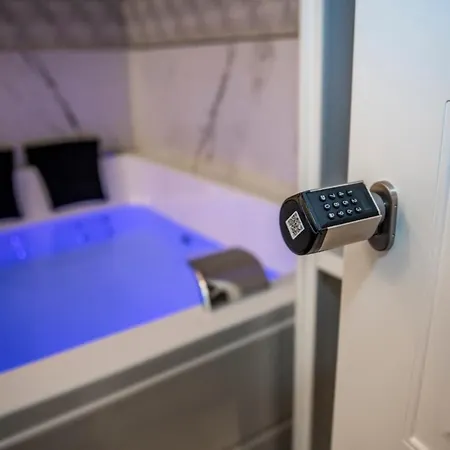 Sole Luxury 4* Napoli