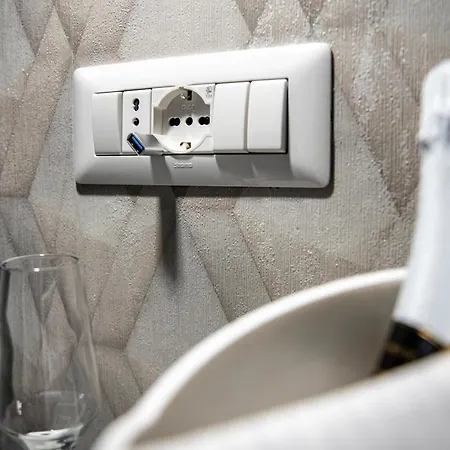 Sole Luxury 4* Napoli